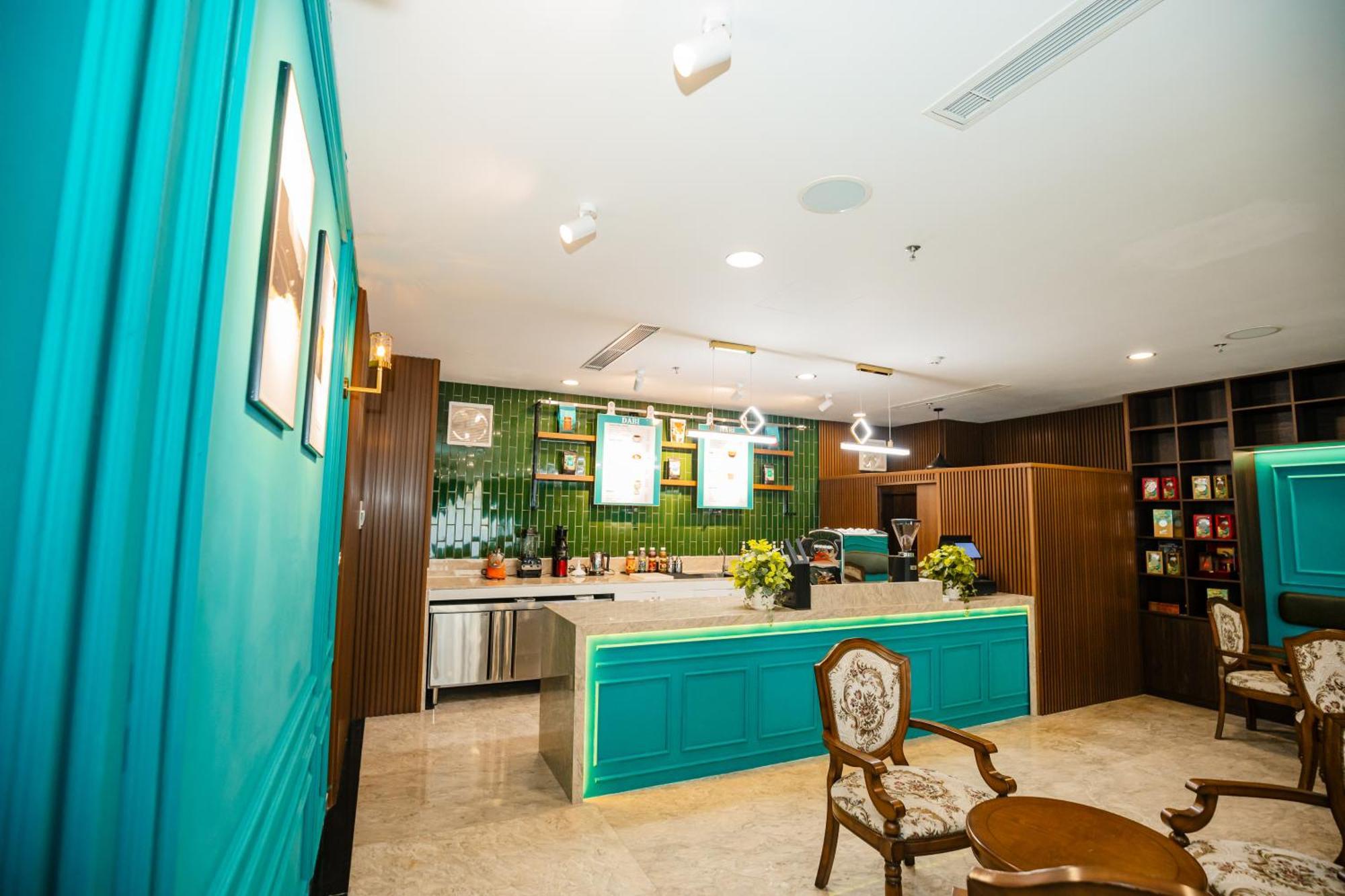 Danaciti Hotel Da Nang Buitenkant foto