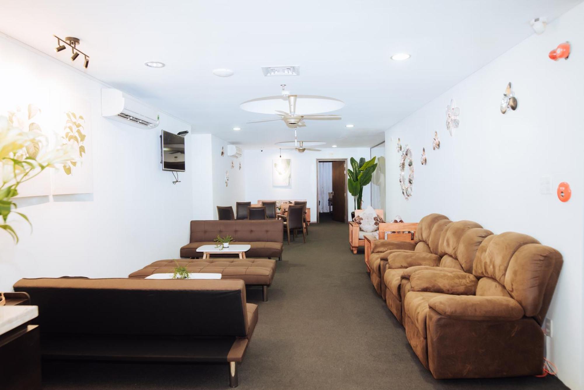 Danaciti Hotel Da Nang Buitenkant foto
