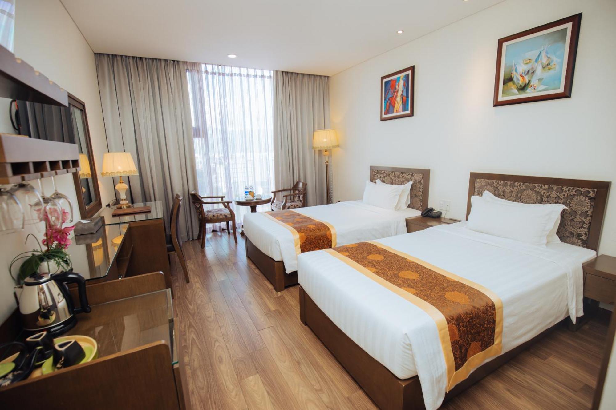 Danaciti Hotel Da Nang Buitenkant foto