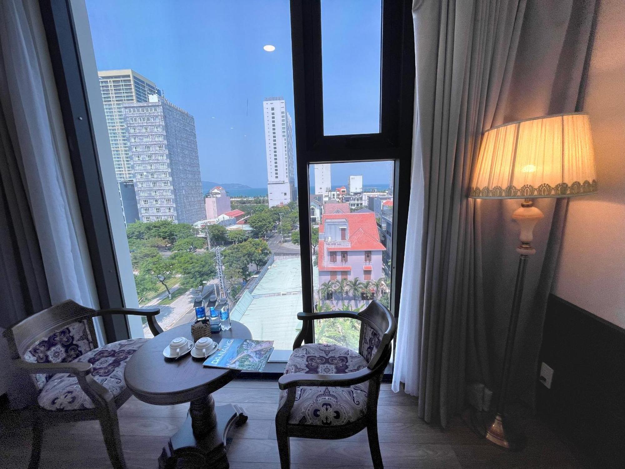 Danaciti Hotel Da Nang Buitenkant foto